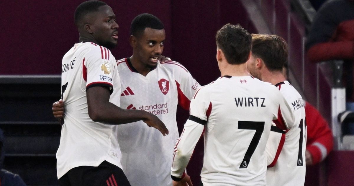 شاهد.. إيزاك ينهي صيامه عن التسجيل مع ليفربول في الدوري