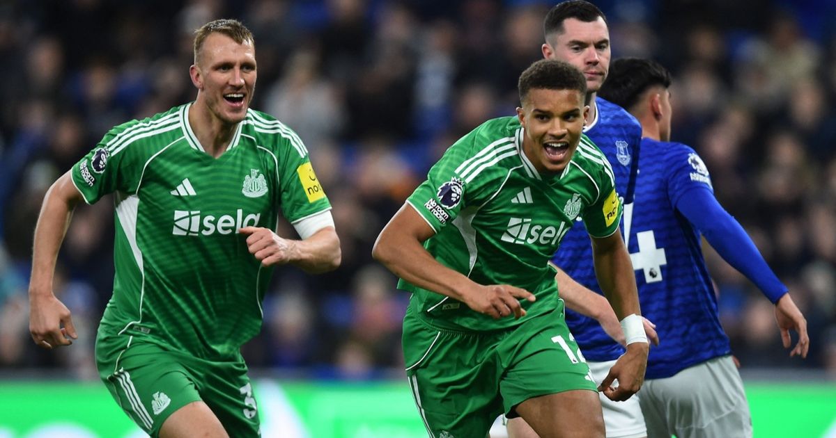 بعد أسرع هدف في الموسم.. نيوكاسل يمطر شباك إيفرتون