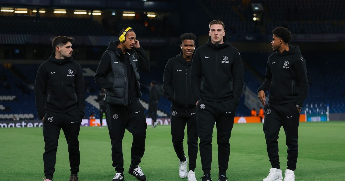 إستيفاو وغارناتشو في تشكيلة تشيلسي الأساسية أمام برشلونة