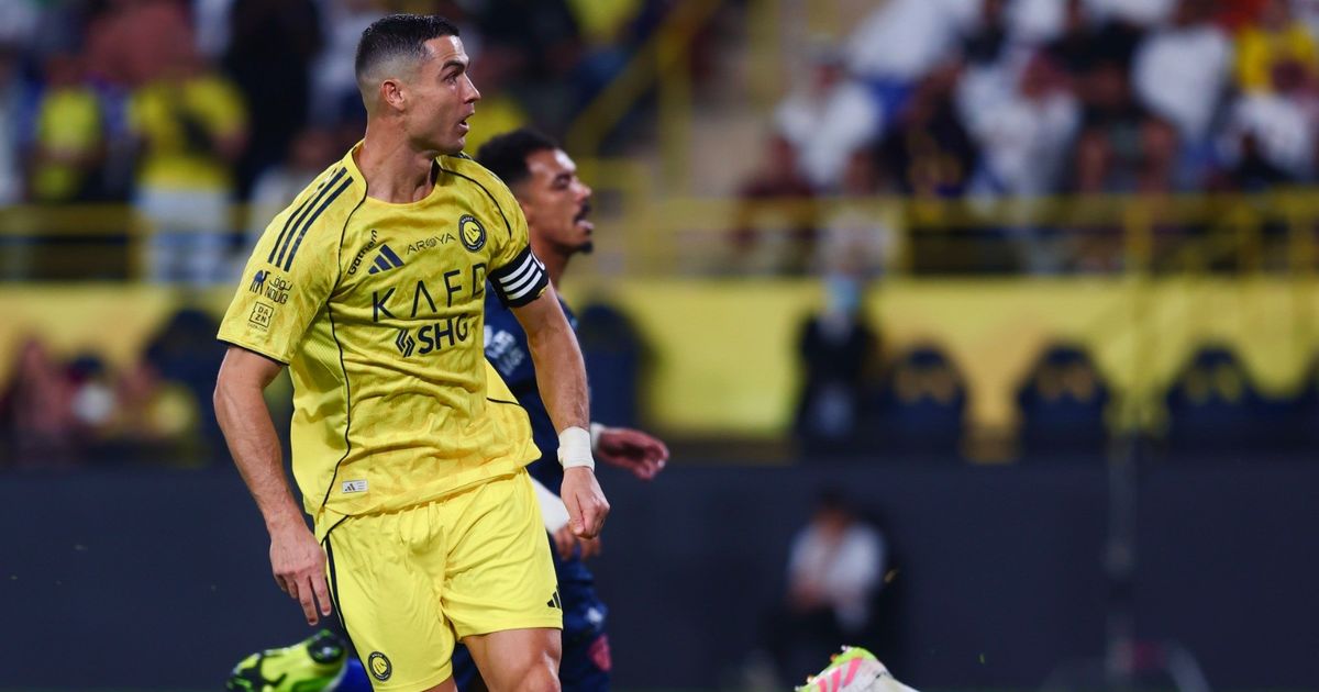 شاهد.. رونالدو يسجل هدفين ويقود النصر لفوز متأخر على الفيحاء