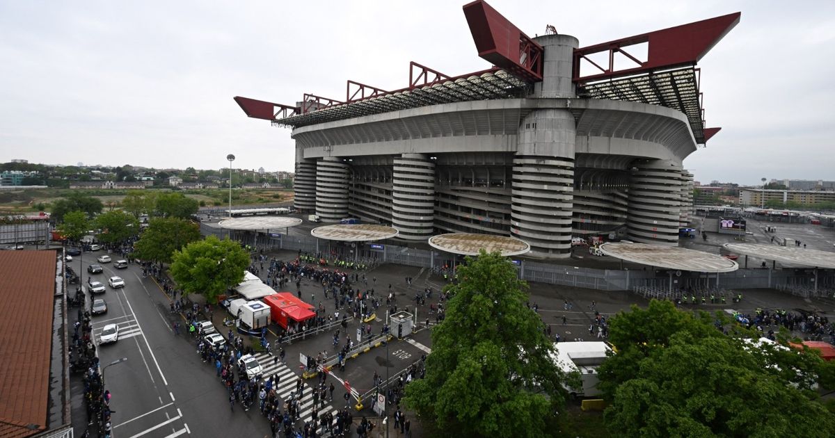 ميلان وإنتر يستحوذان رسمياً على ملعب سان سيرو