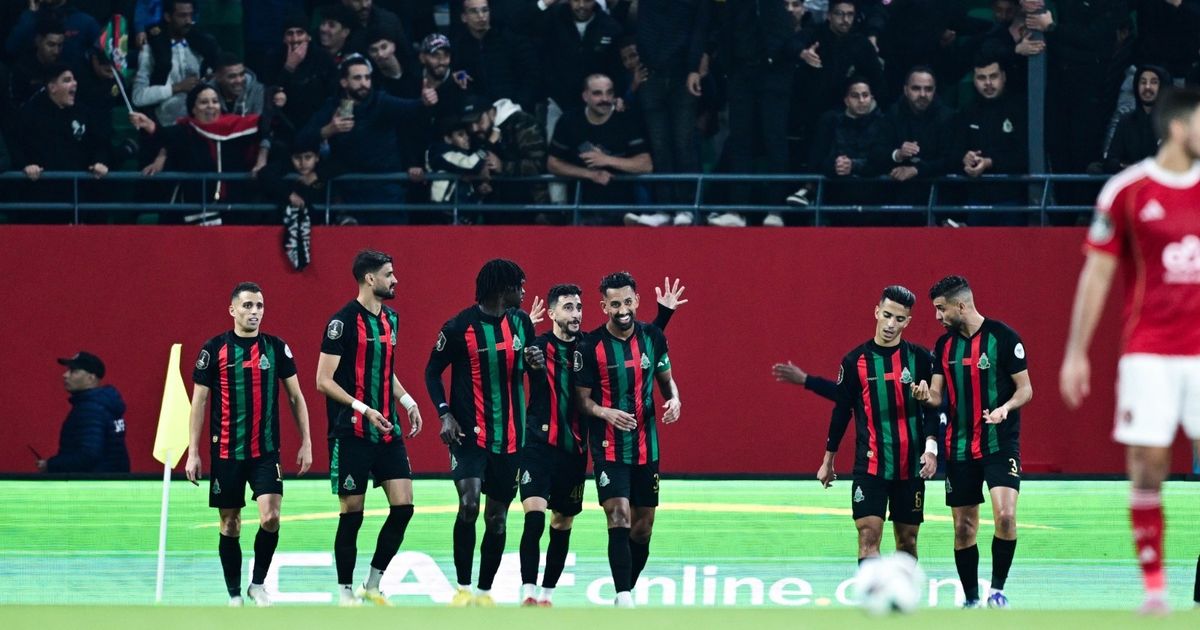 الأهلي يعود بتعادل أمام الجيش الملكي وسط أجواء متوترة