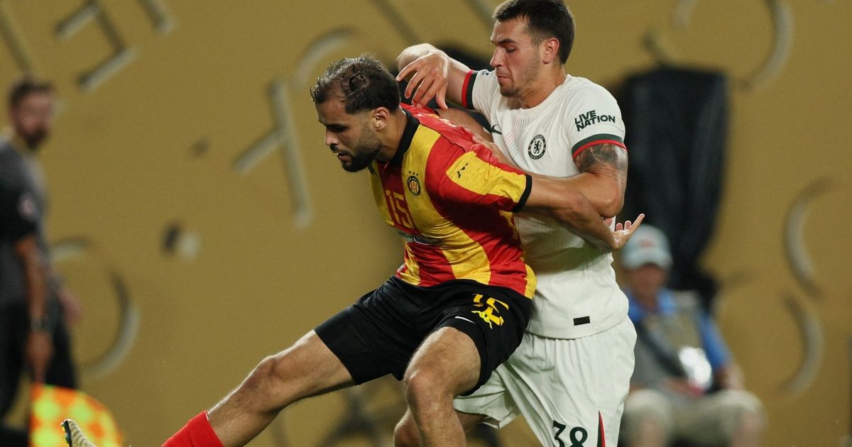 مدافع الترجي التونسي يدعم منتخب الجزائر في كأس العرب