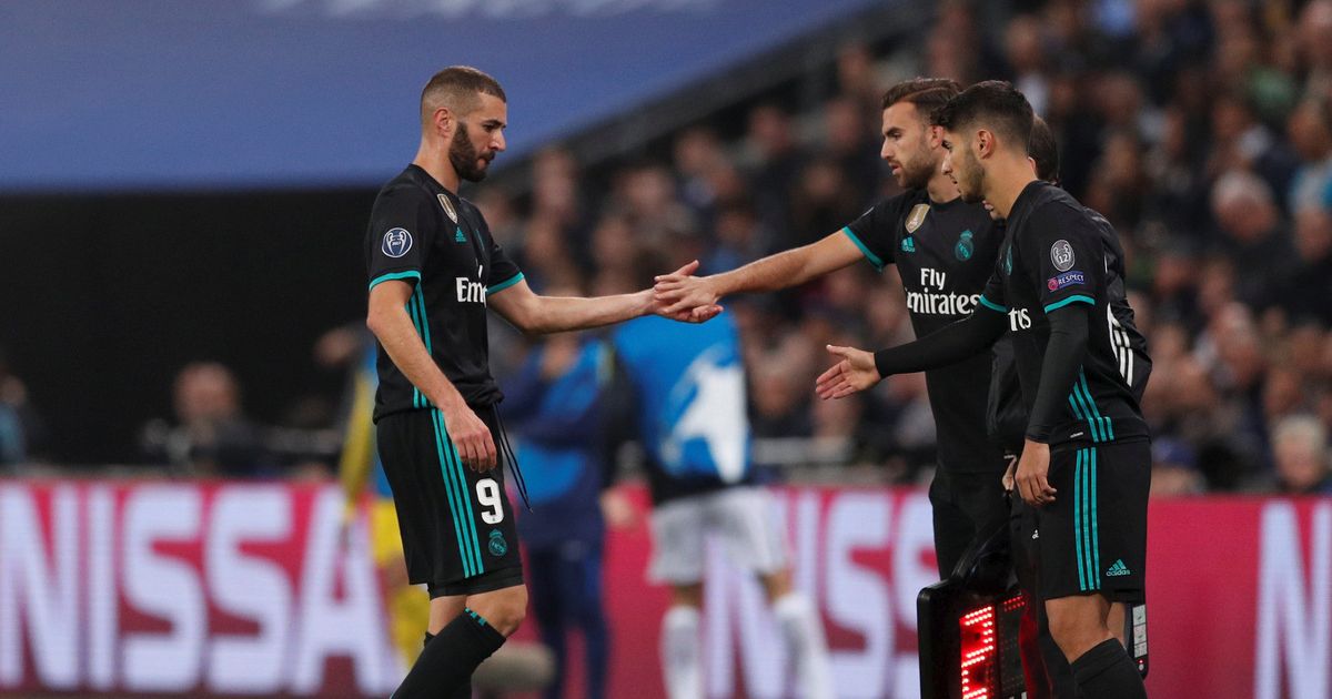 بورخا مايورال: كريم بنزيما كان يهنئني على أهدافي بريال مدريد