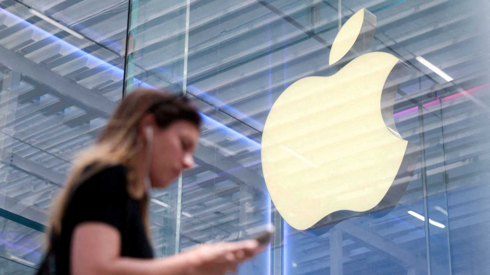 أبل” ستستخدم نموذج “غوغل” للذكاء الاصطناعي لتشغيل “سيري