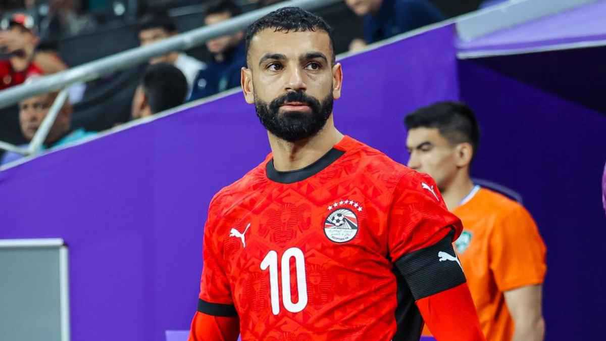أبلغ تريزيغيه.. اللحظة التي فكر فيها محمد صلاح في الاعتزال دولياً (فيديو)