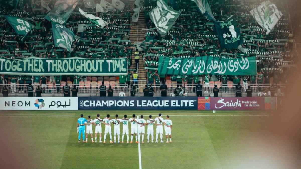 أكثر لاعب أثار استياء جماهير الأهلي السعودي أمام الشارقة