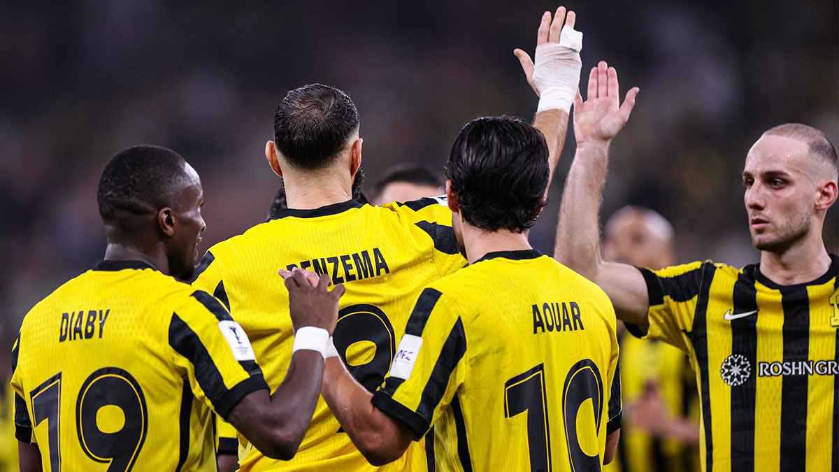 أول الراحلين عن نادي الاتحاد السعودي