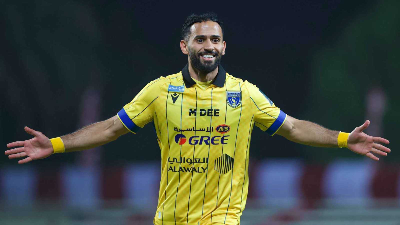 أول تحرك من الهلال السعودي للتعاقد مع سلطان مندش