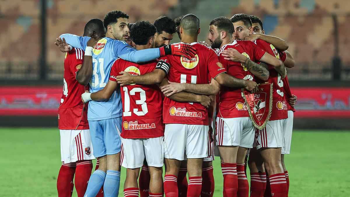 أول ميركاتو لياسين منصور.. كم صفقة سيبرمها الأهلي المصري في يناير؟