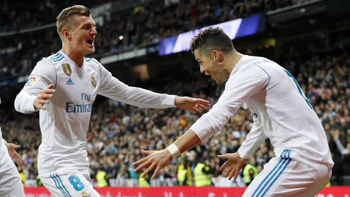 أولهم كريستيانو رونالدو.. توني كروس يختار 4 نجوم لا يمكن أن ينساهم