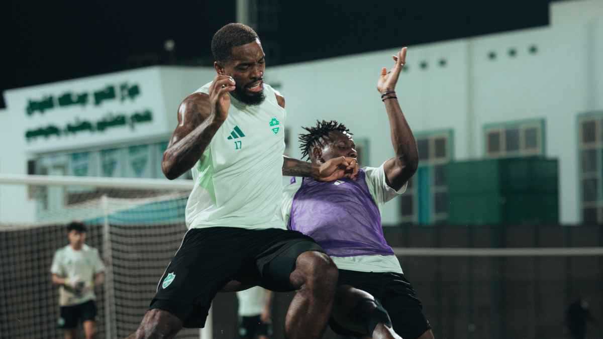 إيفان توني يفجر أزمة في الأهلي السعودي