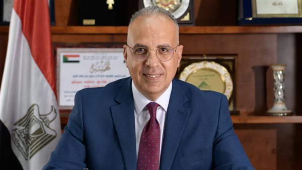 استمرار التعدى على أراضى طرح النهر يهدد وصول المياه لمواطنى الدلتا