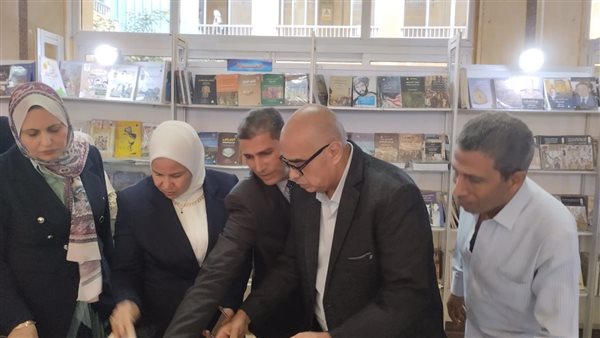 افتتاح معرض الكتاب بكلية الدراسات الإسلامية بنات بجامعة الأزهر بالإسكندرية بحضور قيادات الكلية