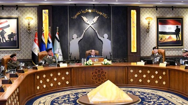 الرئيس السيسي يشدد على أهمية الرياضة ونقل تجربة الأكاديمية العسكرية بين النشء