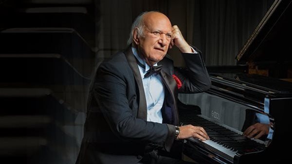 الرئيس السيسي يوجه وزير الصحة بمتابعة الحالة الصحية للفنان عمر خيرت