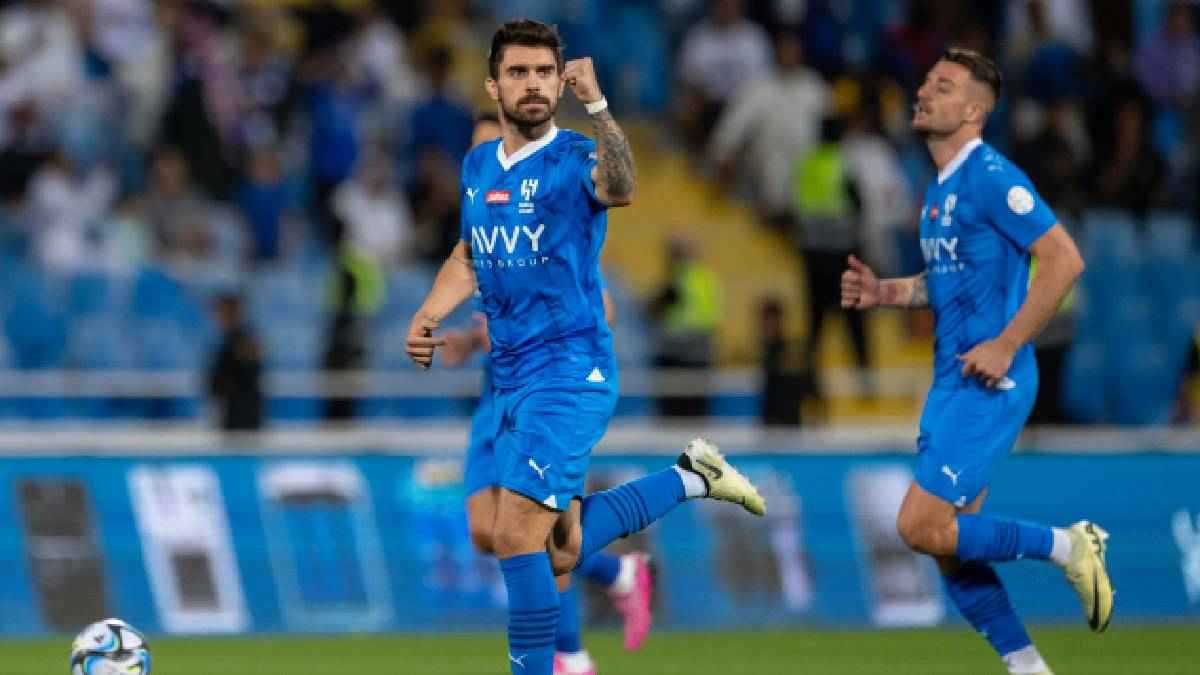 الهلال السعودي يتوصل إلى اتفاق لتجديد عقد روبن نيفيز