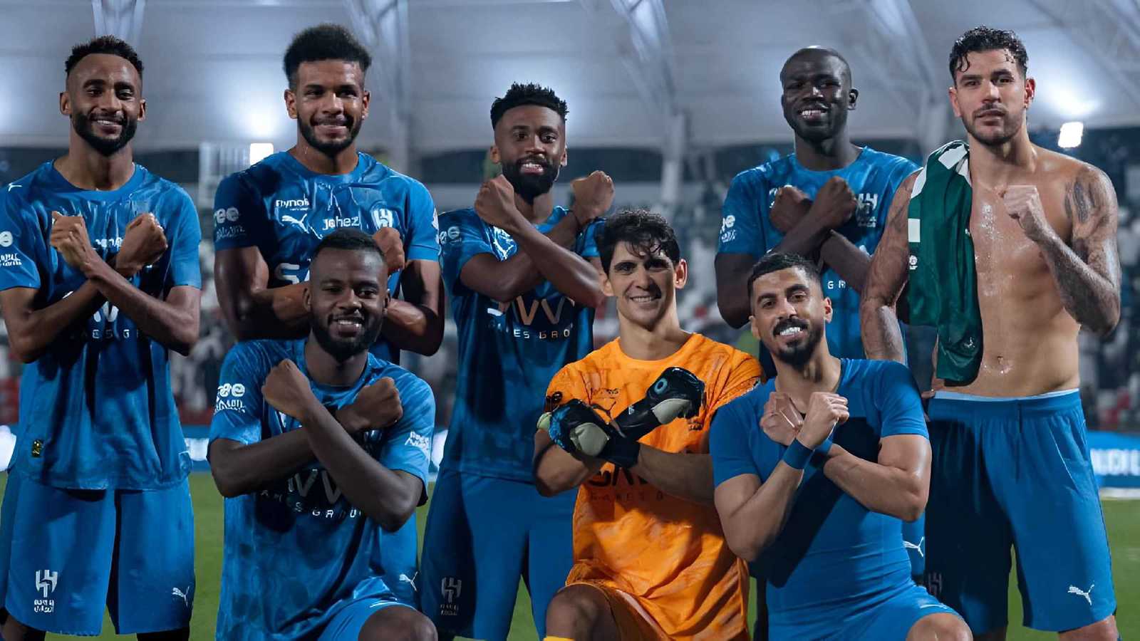 الهلال السعودي يحقق جائزتين في حفل الكاف