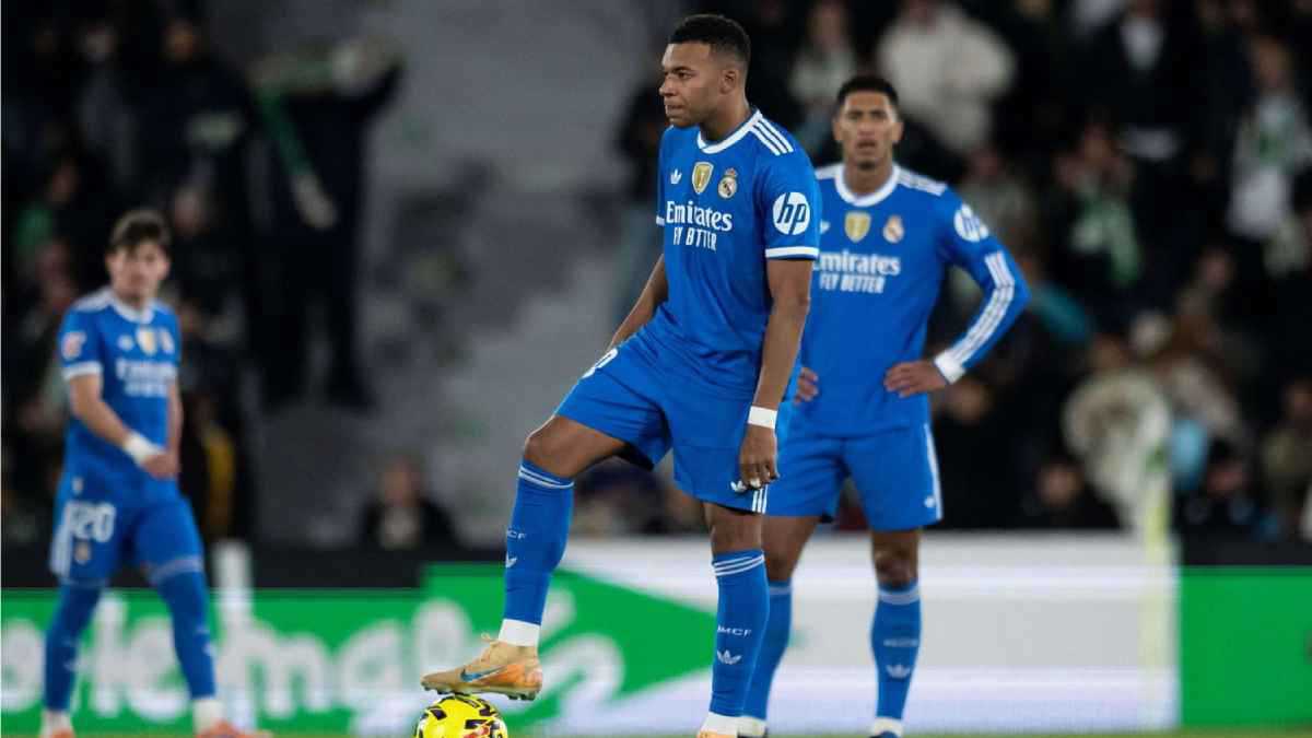 الوضع مخيف.. لماذا انهار مستوى كيليان مبابي بشكل مفاجئ؟