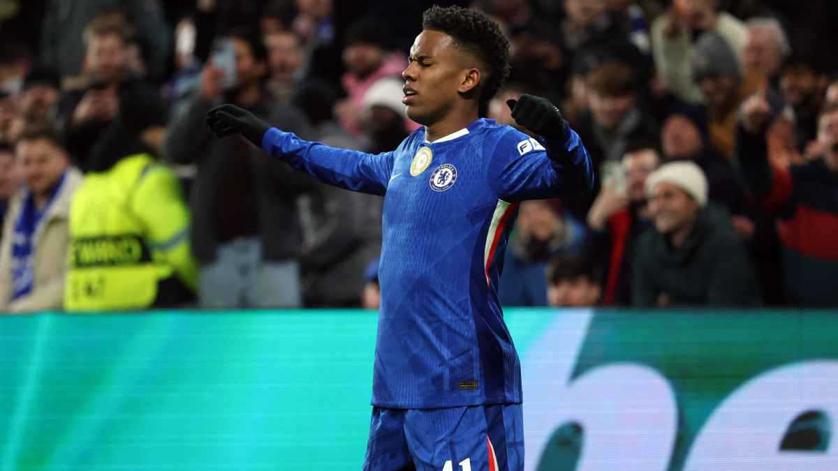 انضم إلى مبابي وهالاند.. إستيفاو يحقق رقمًا لافتًا في ليلة إسقاط برشلونة