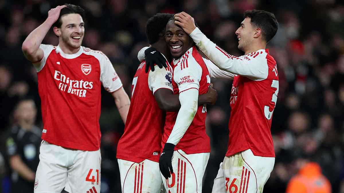 بعد الفوز الكبير.. من أبهر جماهير آرسنال أمام توتنهام؟