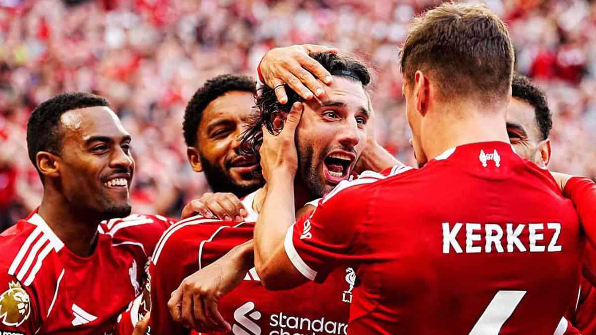 بعد تألقه اللافت.. أول تحرك رسمي من ليفربول لتجديد عقد نجم الفريق