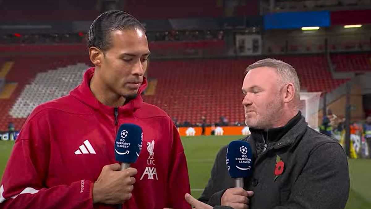 بعد هجومه على محمد صلاح.. فان دايك يصدم روني على الهواء