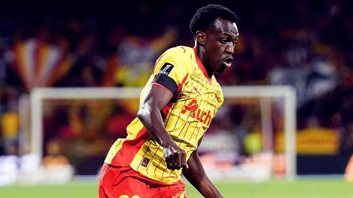 بعرض ضخم.. نادٍ سعودي يتحرك بقوة لضم سعود عبد الحميد