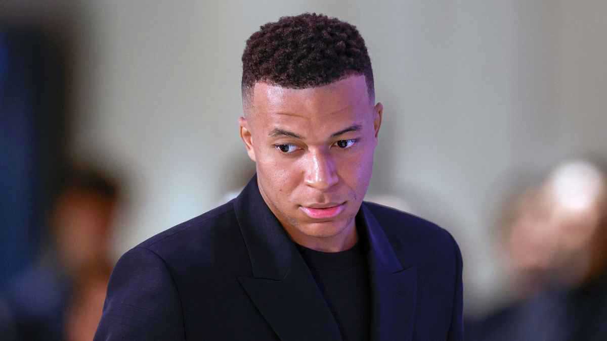 بـ440 مليون يورو.. هل يدفع مبابي ثمن رفضه الانضمام لنادي الهلال السعودي؟