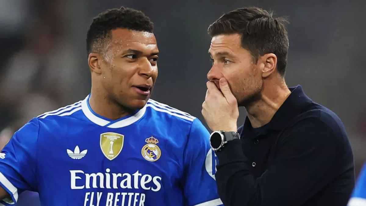 بينهم اسم مفاجئ.. 4 نجوم يعلنون دعمهم الكامل لتشابي ألونسو في ريال مدريد