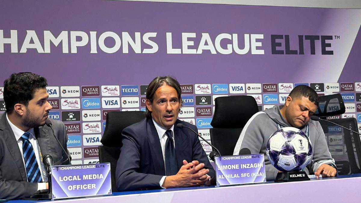تعليق مثير من إنزاغي بعد تألق نجم الهلال السعودي أمام الشرطة