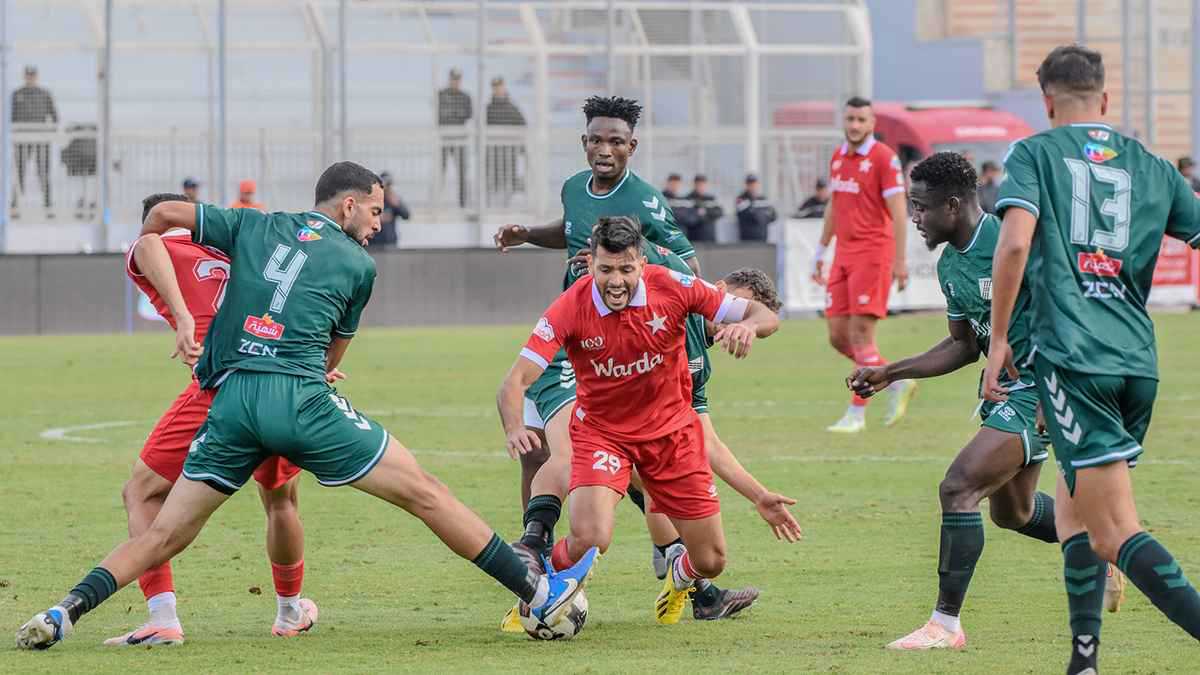 تغاضى عن حالتي طرد.. تقييم ضعيف لحكم كلاسيكو النجم الساحلي والصفاقسي