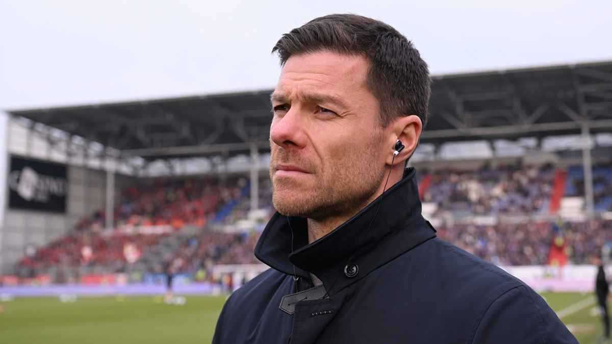 جماهير ليفربول تفاجئ تشابي ألونسو