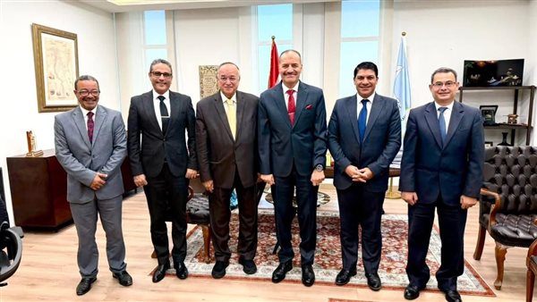 رئيس القومي لحقوق الإنسان يستقبل وفدا من وزارة التنمية المحلية لمناقشة سبل التعاون