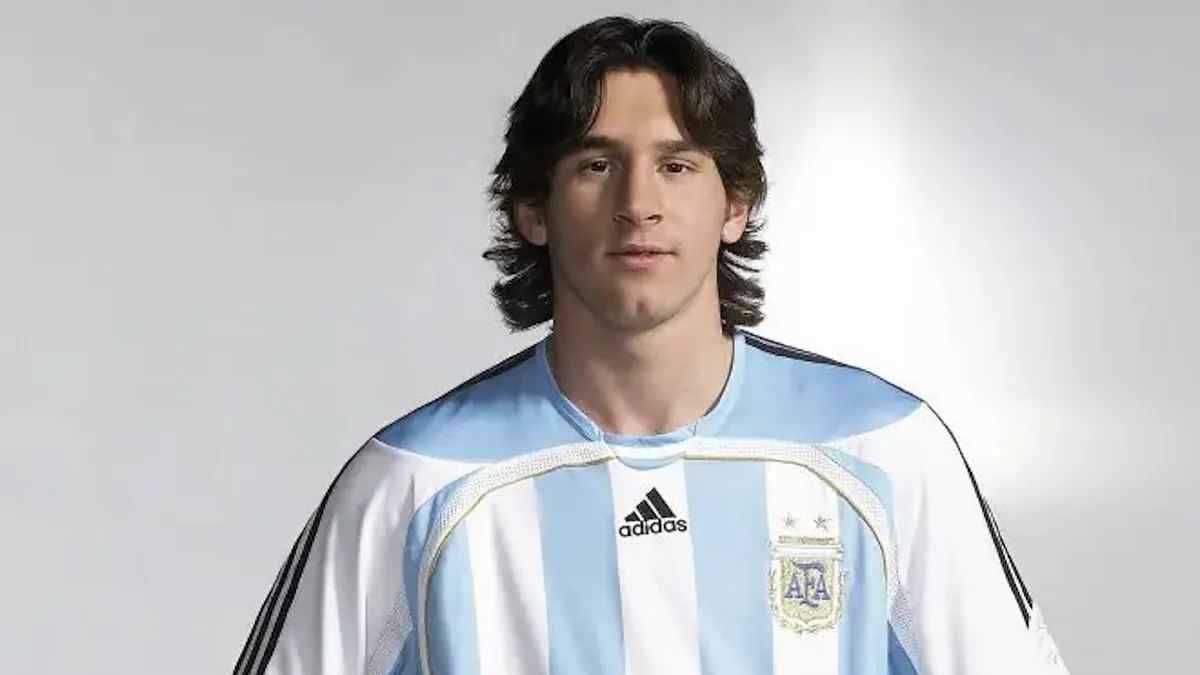رغم اكتمال أوراقه.. كيف منع مدرب الأرجنتين السابق ميسي من تمثيل إسبانيا؟