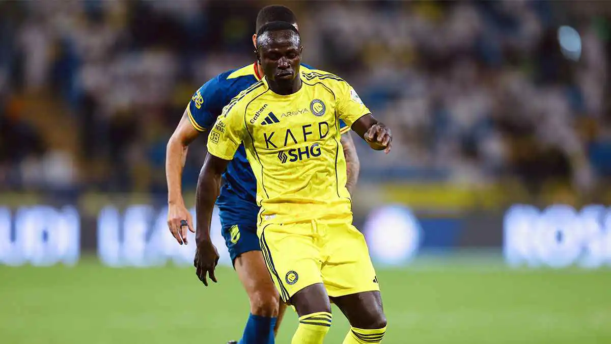 ساديو ماني في مباراة النصر والحزم