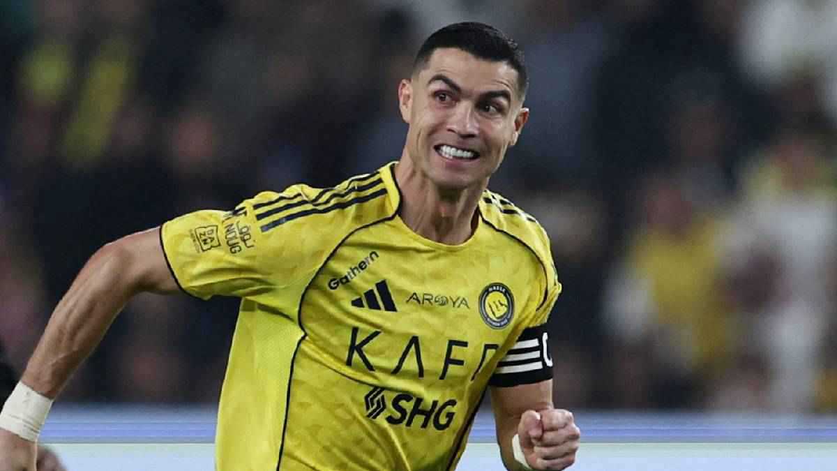 رونالدو يمنح جائزة لأفضل تعليق على هدفه في الخليج (فيديو)