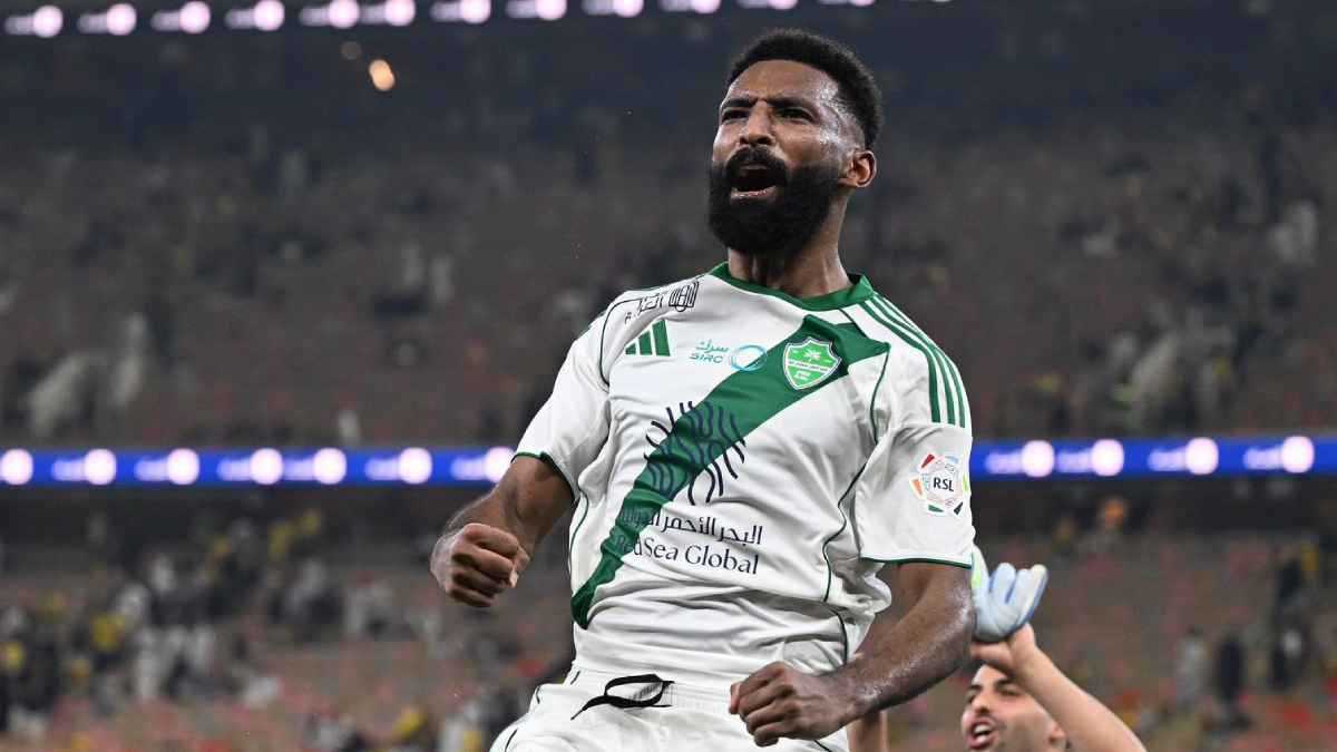 لإنهاء الأزمة وديا.. تدخل “عاجل” في أزمة الفتح مع الأهلي وفراس البريكان