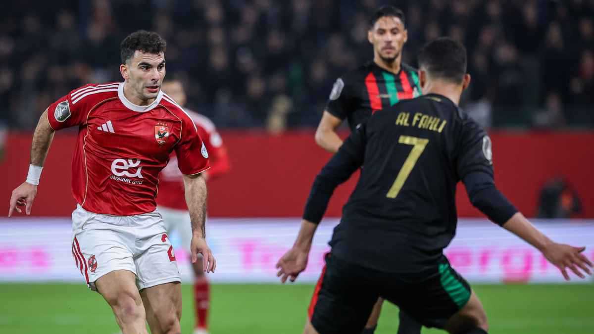 لقطة فاضحة.. تعليق ناري من قناة الأهلي على أحداث مباراة الجيش الملكي (فيديو)