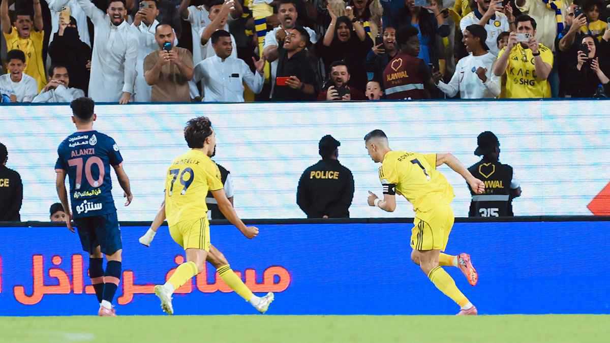 لماذا احتفظ جواو فيليكس بالكرة قبل تنفيذ رونالدو ضربة الجزاء أمام الفيحاء؟