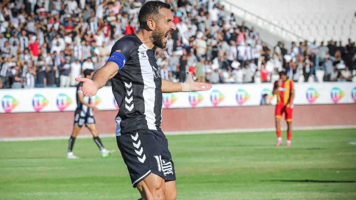 ما حقيقة عودة علي معلول للأهلي المصري؟