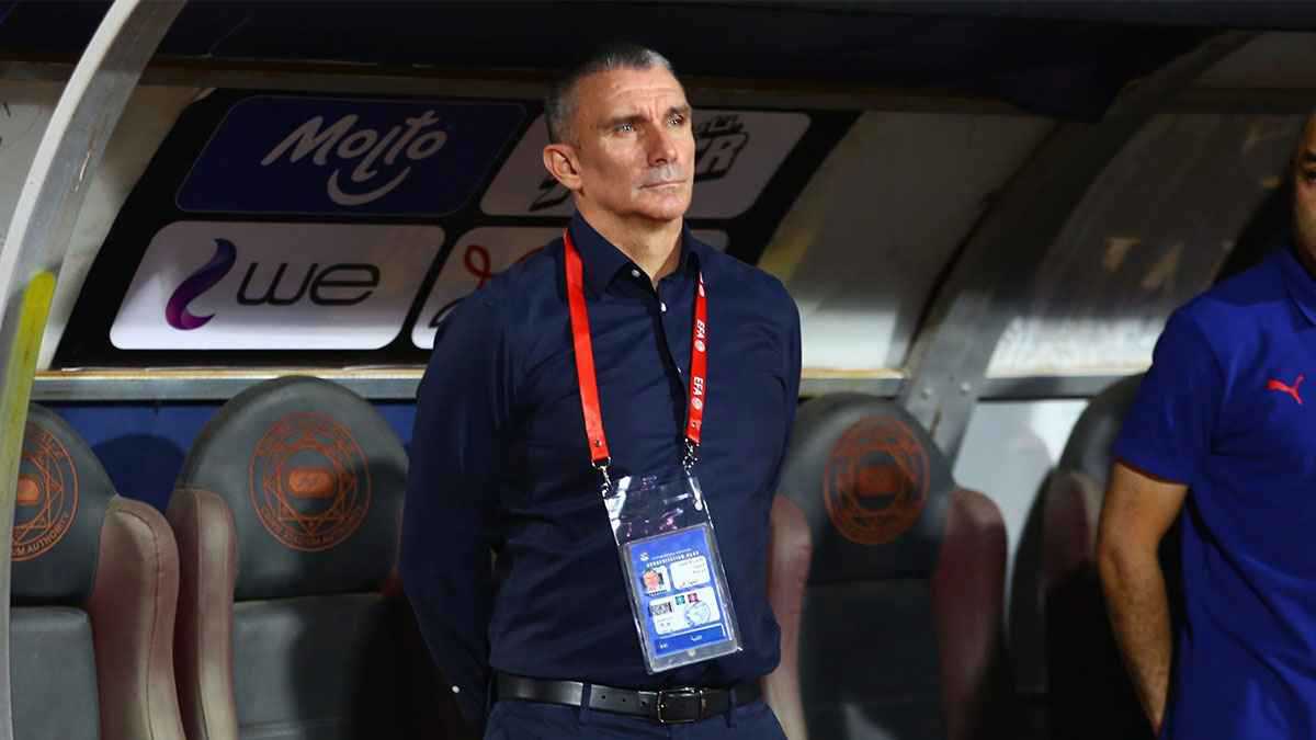 مبلغ كبير.. سر خروج كارتيرون من قائمة المرشحين لتدريب الزمالك