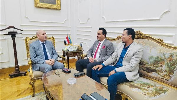 محمد السيد الشاذلى يتفق مع محافظ القاهرة على تخصيص مكتب لطلبات الصحفيين