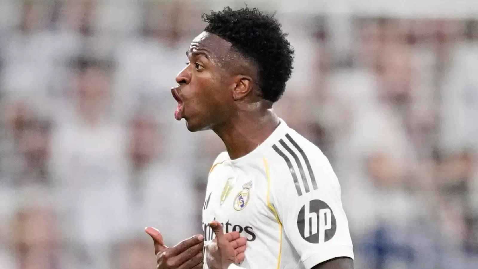 مستعد للتضحية بفينيسيوس.. ريال مدريد ينقض على “قاهر” برشلونة