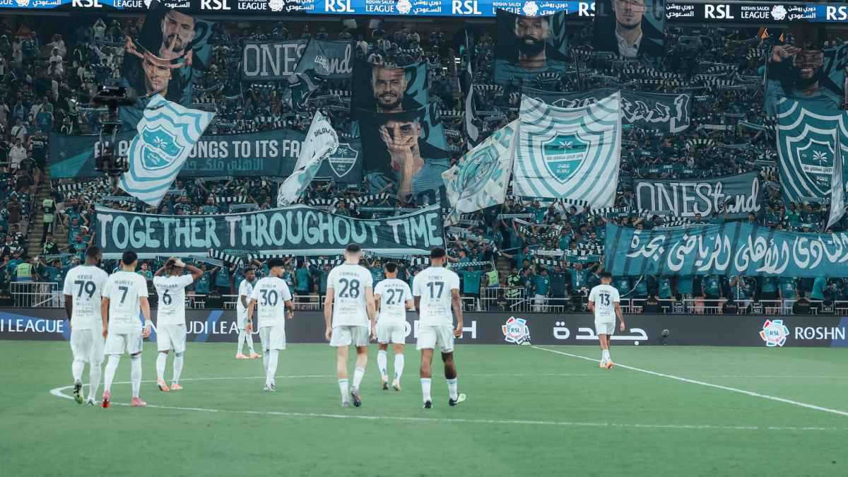 مستوى لا ينافس على الدوري.. أسطورة الاتحاد يصدم الأهلي السعودي (فيديو)