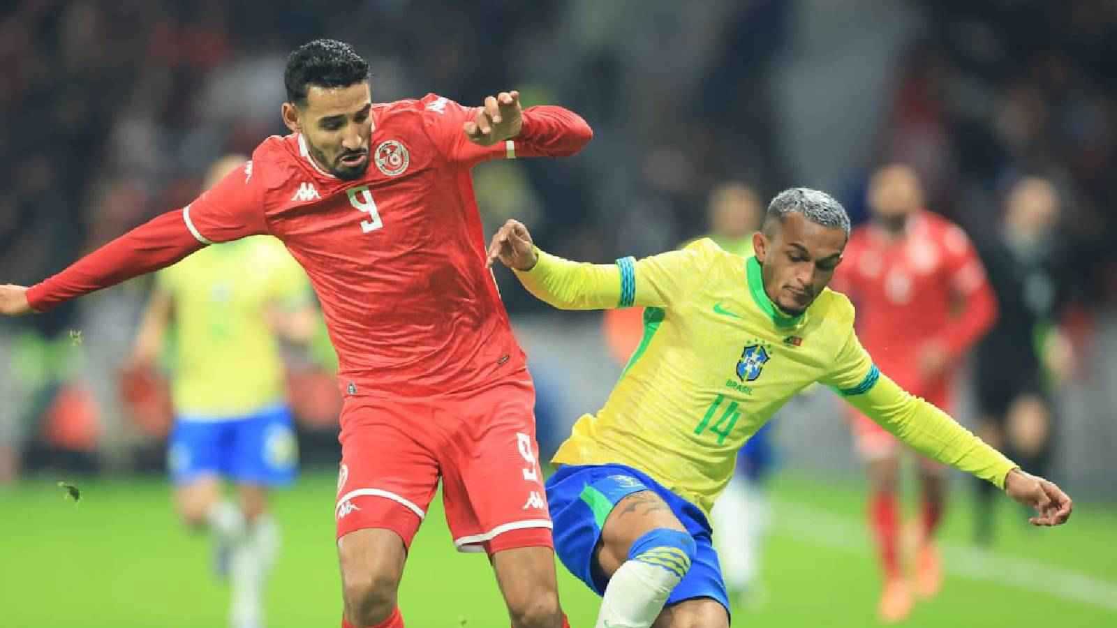 من فريق للهواة إلى هز شباك البرازيل.. من هو حازم المستوري الذي أسر جماهير تونس؟