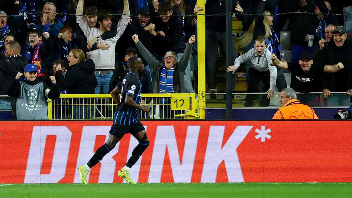 مَن كارلوس فوربس “جلاد برشلونة”؟ (فيديو)