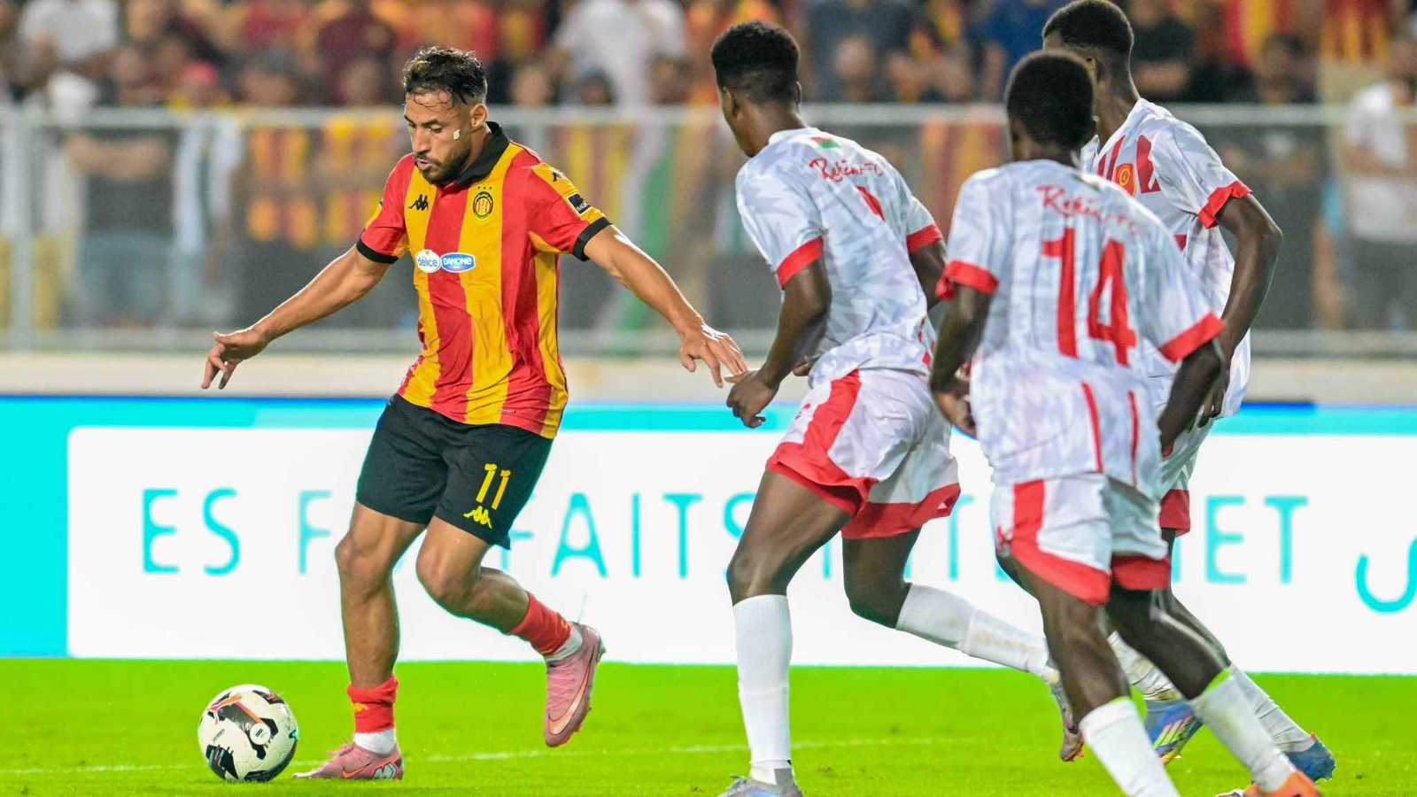 هل تخلى الترجي التونسي عن يوسف بلايلي بعد إصابته؟