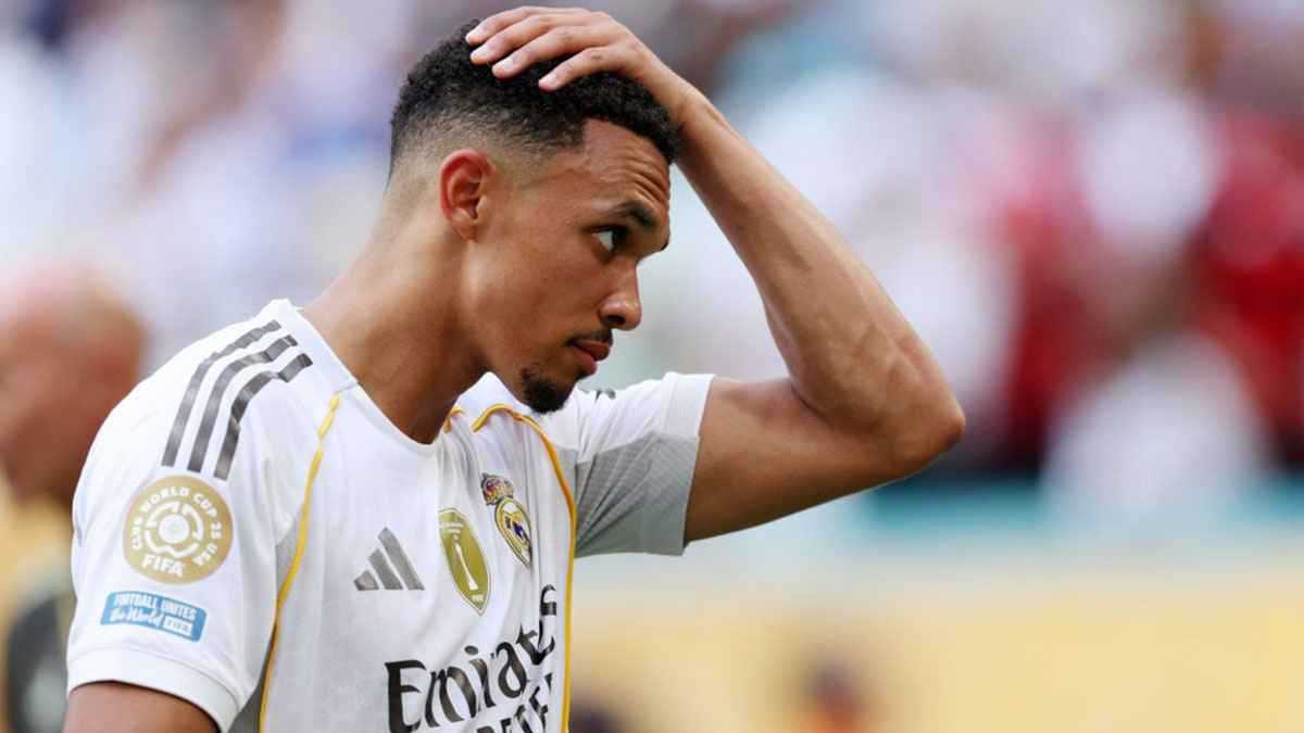 هل سيحتفل؟.. أرنولد يتحدث عن مواجهته جمهور ليفربول مع ريال مدريد