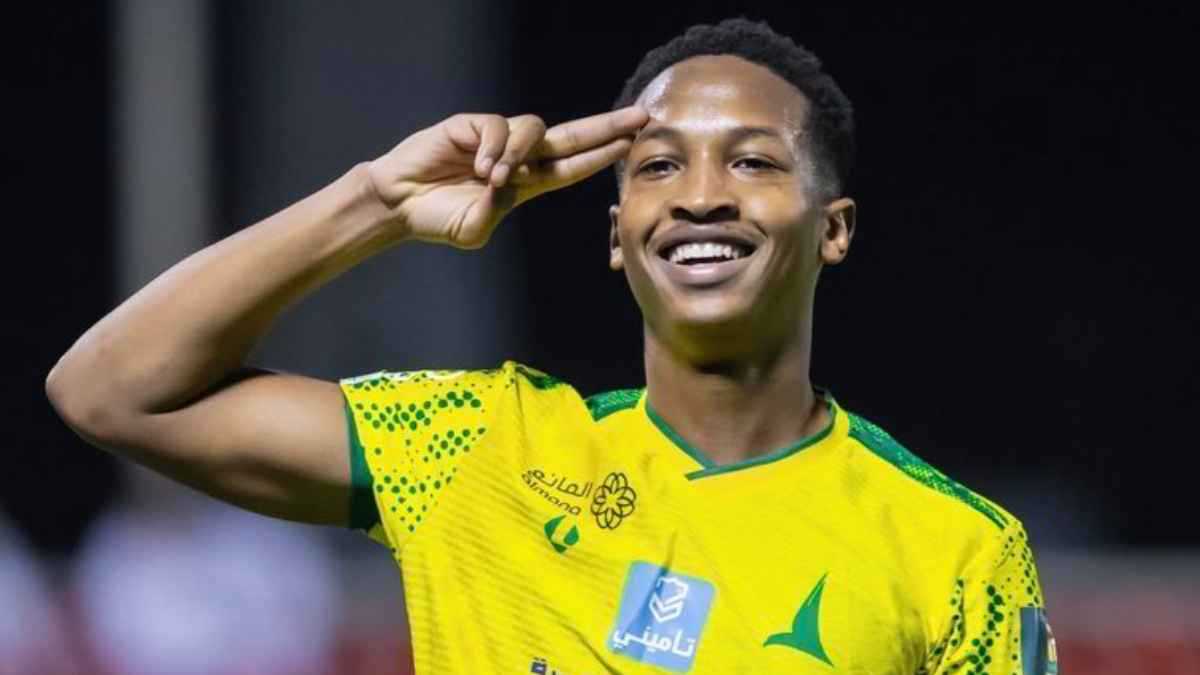 هل عرض الهلال السعودي 100 مليون لضم مراد هوساوي؟.. رد رسمي